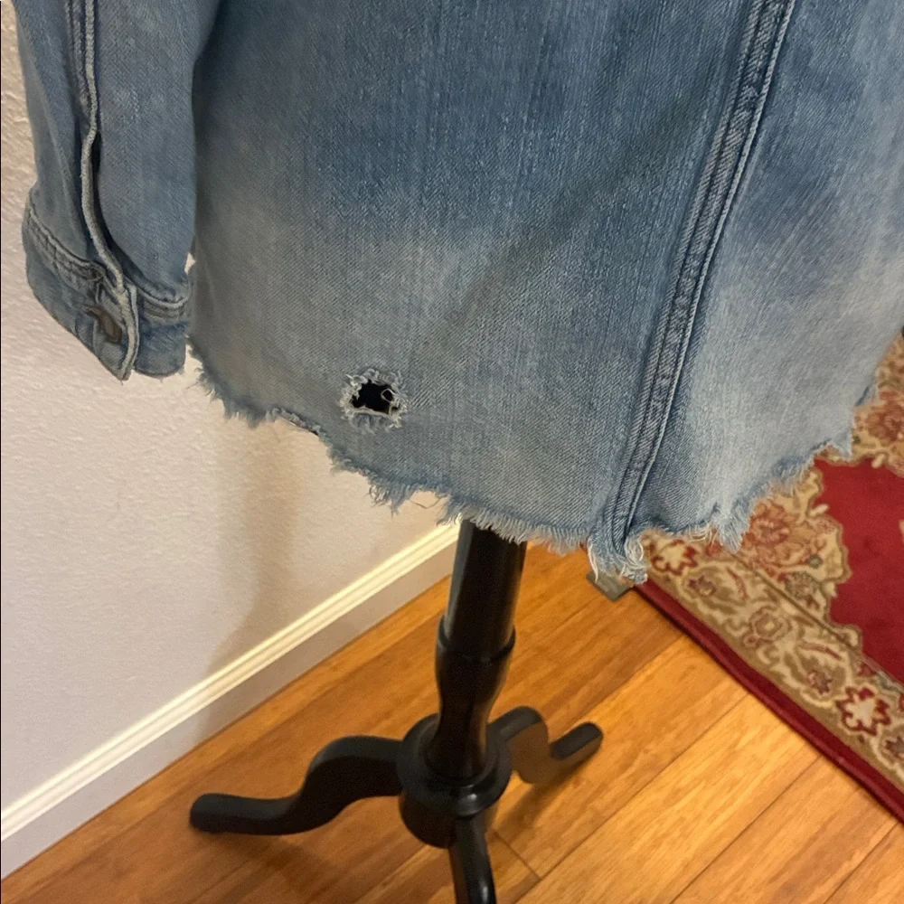 Free People moon child Distressed Light Denim Jacket XS 40” chest - Picture 8 of 9